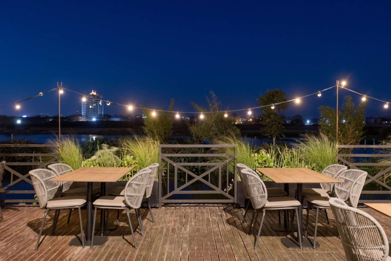 Hotel Radisson Antananarivo Waterfront Exterior foto