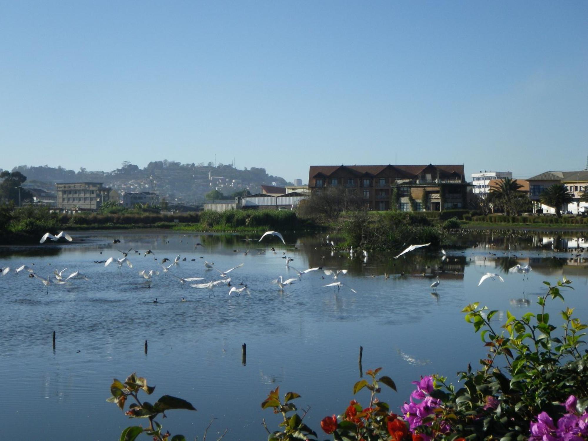 Hotel Radisson Antananarivo Waterfront Exterior foto